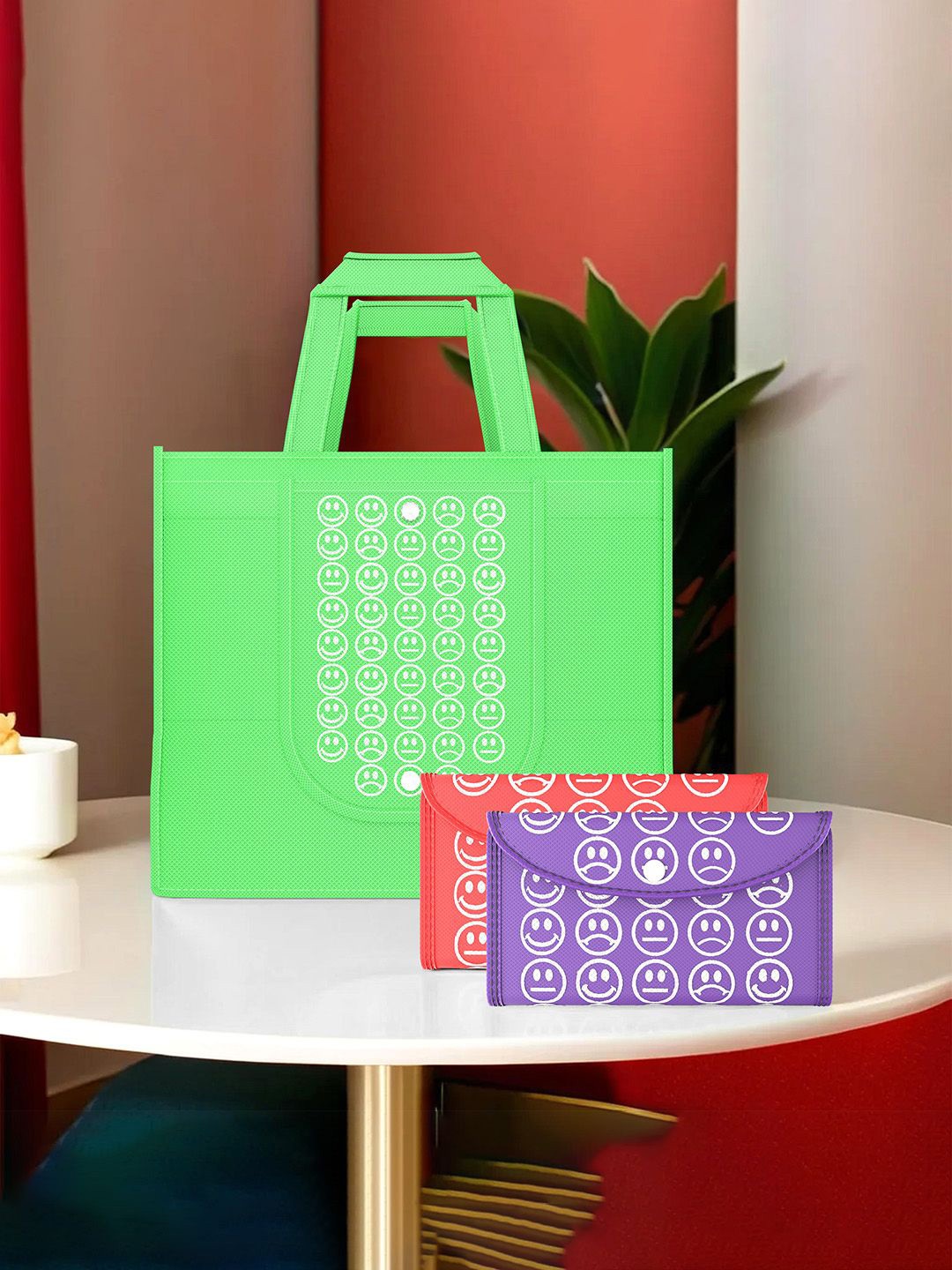 Kuber Industries Set of 3 Smiley Printed Lightweight Foldable & Reusable Shopping Bags, Green
Kuber Industries Set of 3 Smiley Printed Lightweight Foldable & Reusable Shopping Bags, Green