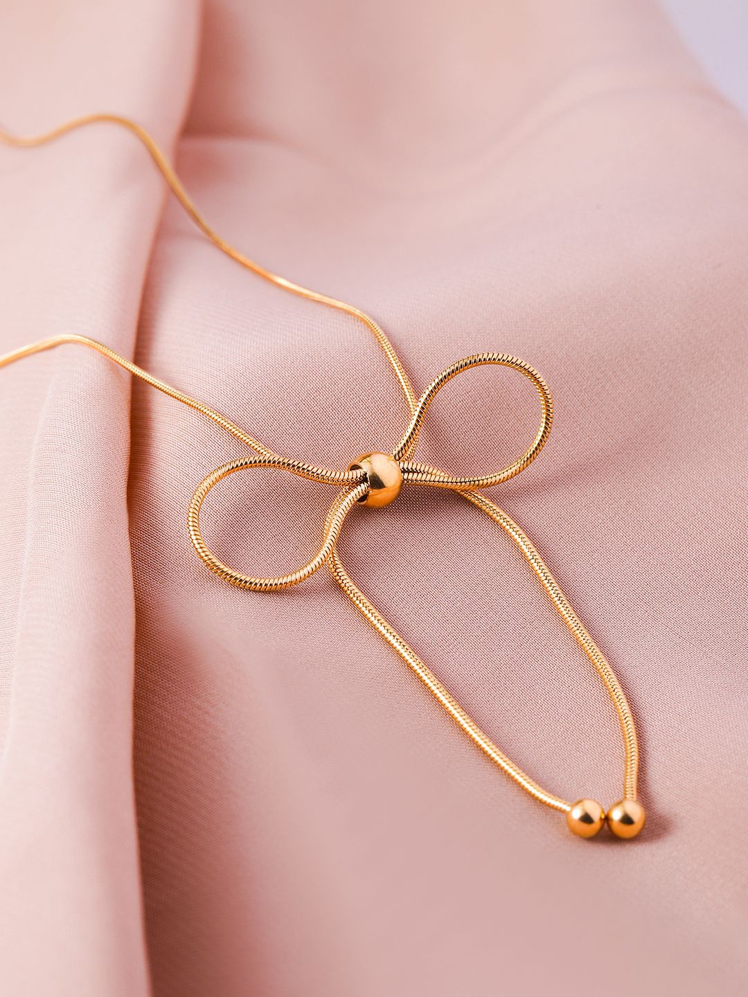Rubans 18K Gold Plated Stainless Steel Tarnish-Free Waterproof Demi-Fine Pendant Necklace
Rubans 18K Gold Plated Stainless Steel Tarnish-Free Waterproof Demi-Fine Pendant Necklace