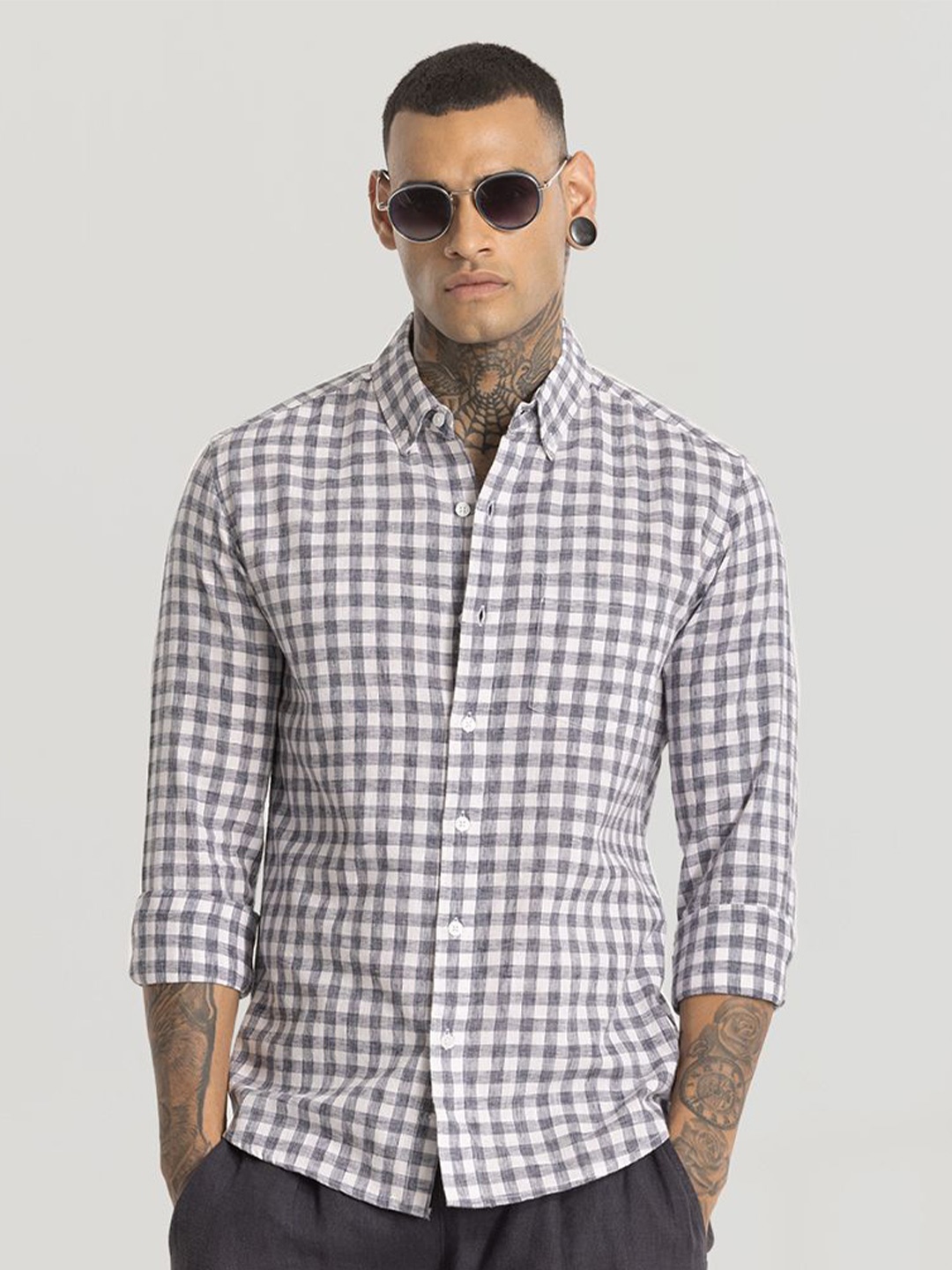 Snitch Men Smart Button-Down Collar Gingham Checked Linen Slim Fit Casual Shirt, Grey
Snitch Men Smart Button-Down Collar Gingham Checked Linen Slim Fit Casual Shirt, Grey