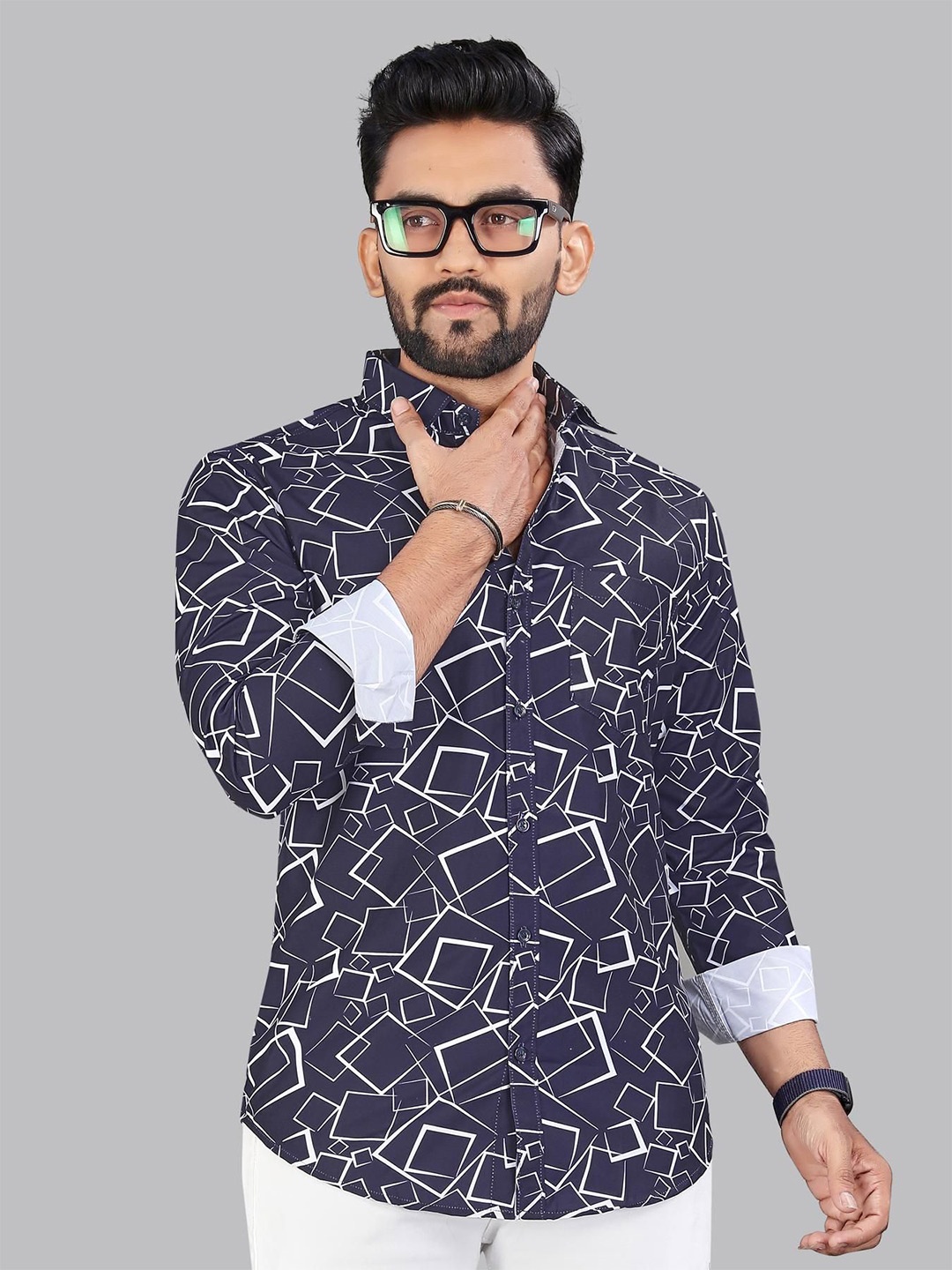 ADWYN PETER Men Classic Spread Collar Abstract Printed Cotton Casual Shirt, Navy blue
ADWYN PETER Men Classic Spread Collar Abstract Printed Cotton Casual Shirt, Navy blue