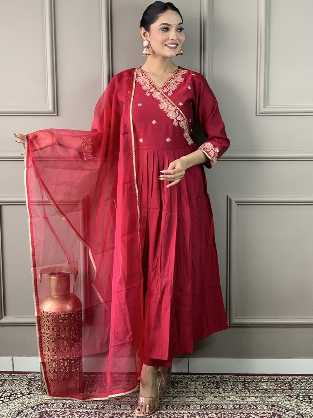 NIZA FASHION Floral Embroidered Chanderi Silk Anarkali Kurta & Trousers With Dupatta, Pink
NIZA FASHION Floral Embroidered Chanderi Silk Anarkali Kurta & Trousers With Dupatta, Pink