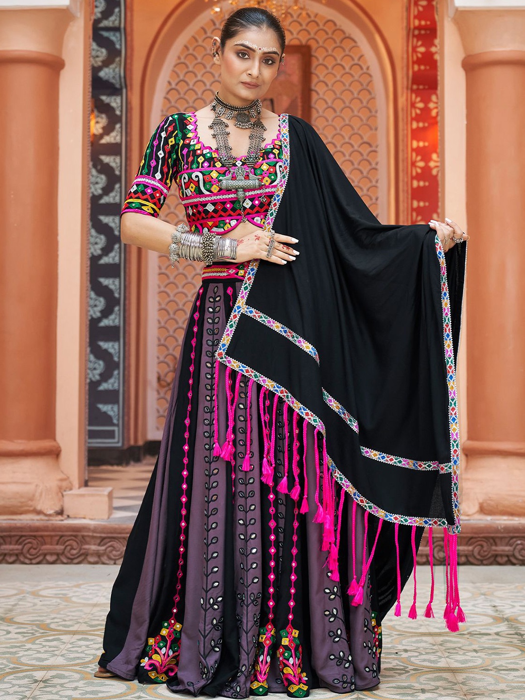 ODETTE Embroidered Mirror Work Semi-Stitched Lehenga & Ready to Wear Blouse With Dupatta, Black
ODETTE Embroidered Mirror Work Semi-Stitched Lehenga & Ready to Wear Blouse With Dupatta, Black
