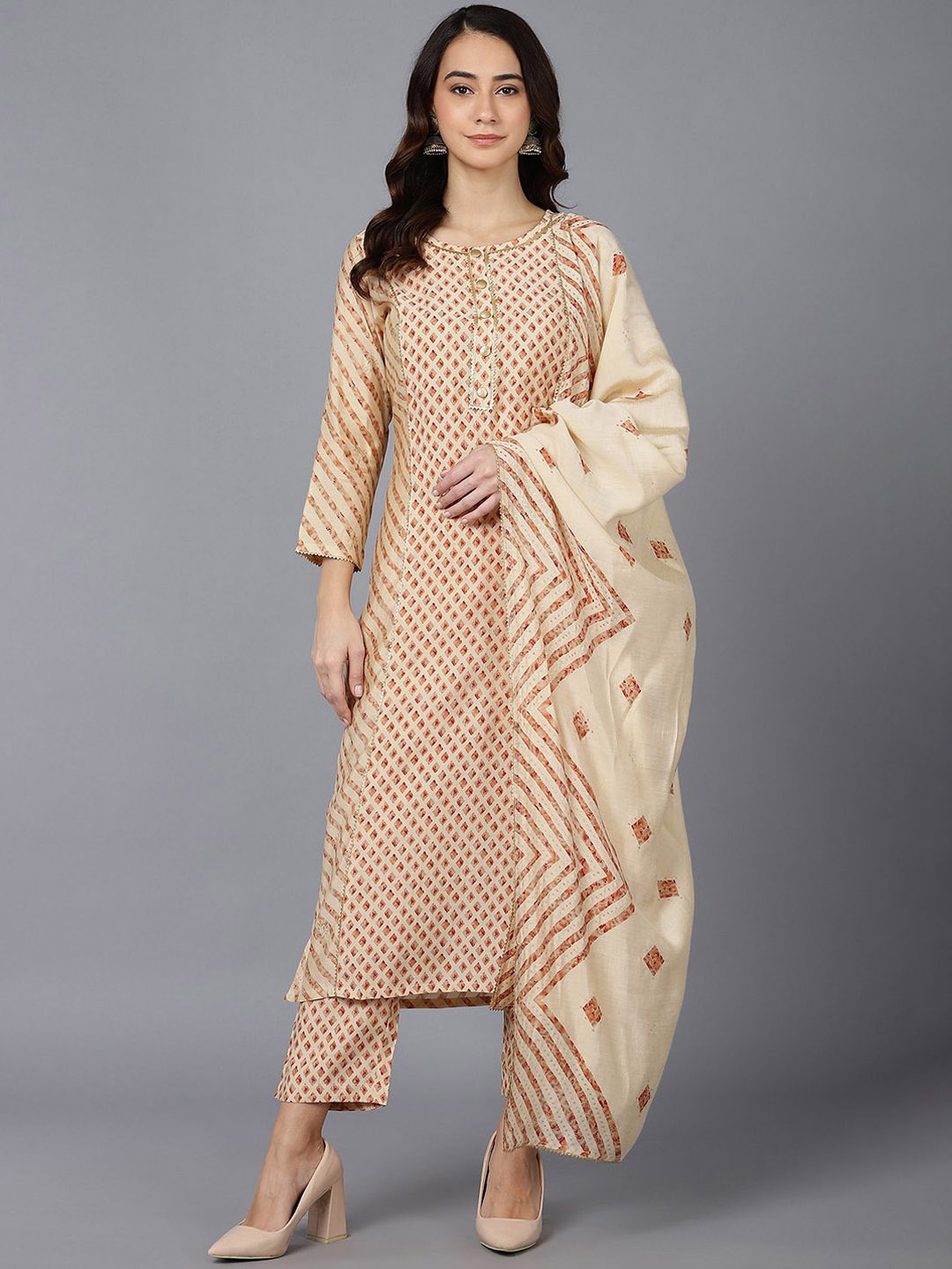 KALINI Ethnic Motifs Printed Straight Gotta Patti Kurta with Trousers & Dupatta, Cream
KALINI Ethnic Motifs Printed Straight Gotta Patti Kurta with Trousers & Dupatta, Cream