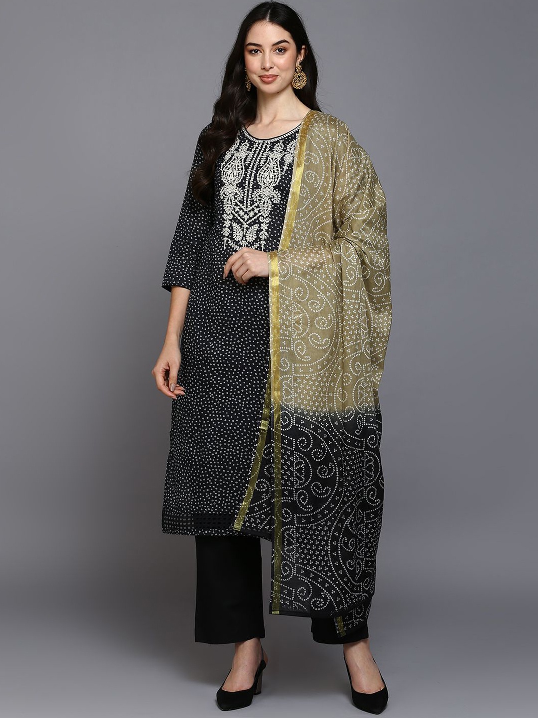 KALINI Bandhani Printed Straight Thread Work Pure Cotton Kurta with Trousers & Dupatta, Black
KALINI Bandhani Printed Straight Thread Work Pure Cotton Kurta with Trousers & Dupatta, Black