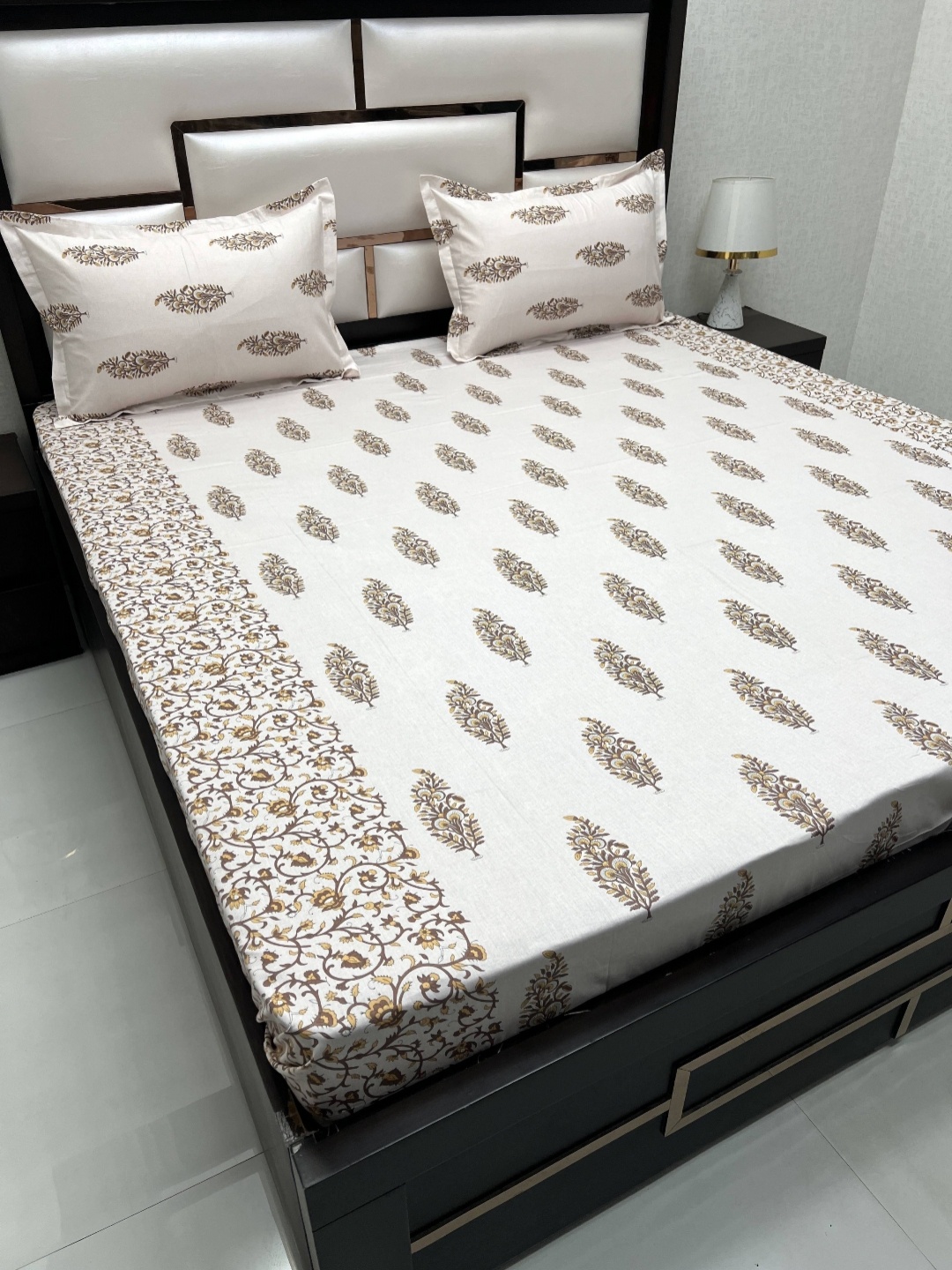 Pure Decor Royal Passion Brown & White Ethnic 380 TC Queen Bedsheet With 2 Pillow Covers
Pure Decor Royal Passion Brown & White Ethnic 380 TC Queen Bedsheet With 2 Pillow Covers