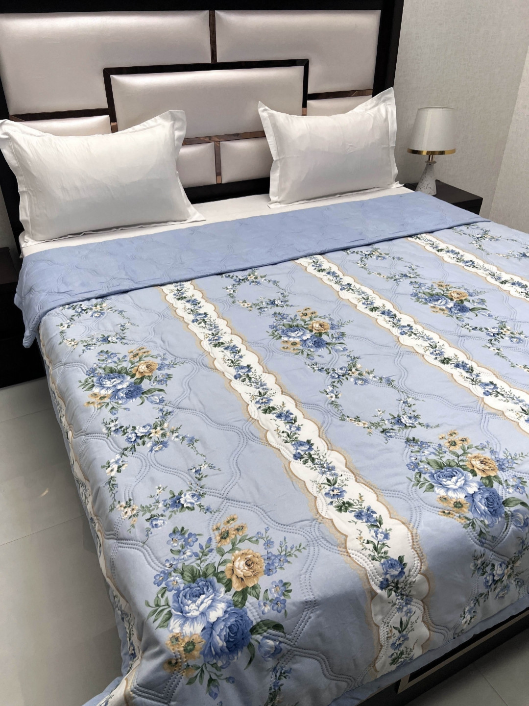 Pure Decor Doze Blue & Beige Floral AC Room 300 GSM Double Bed Reversible Comforter
Pure Decor Doze Blue & Beige Floral AC Room 300 GSM Double Bed Reversible Comforter