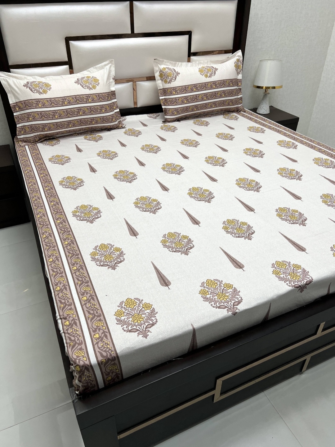 Pure Decor Royal Passion White Ethnic Motifs 350 TC Queen Bedsheet with 2 Pillow Covers, Brown
Pure Decor Royal Passion White Ethnic Motifs 350 TC Queen Bedsheet with 2 Pillow Covers, Brown