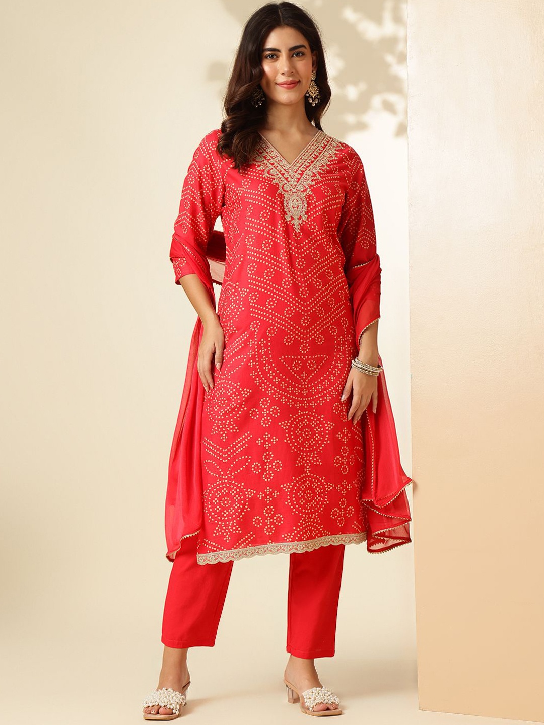 Anouk Women Ethnic Motifs Printed Regular Thread Work Pure Cotton Kurta with Trousers & With Dupatta, Red
Anouk Women Ethnic Motifs Printed Regular Thread Work Pure Cotton Kurta with Trousers & With Dupatta, Red