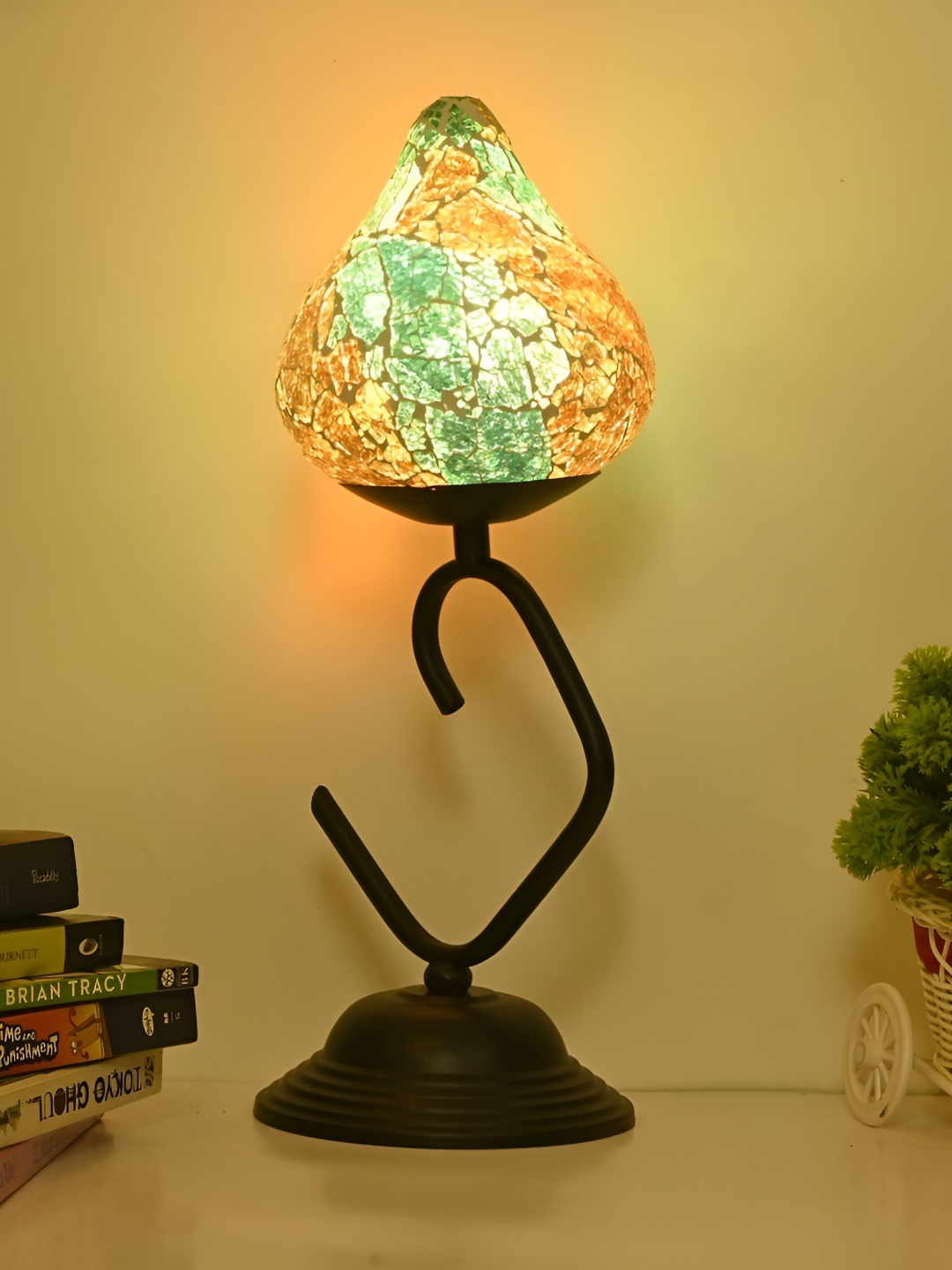 Afast Yellow & Blue Textured Traditional Abstract Glass Table Lamp With Adjustable Cord
Afast Yellow & Blue Textured Traditional Abstract Glass Table Lamp With Adjustable Cord