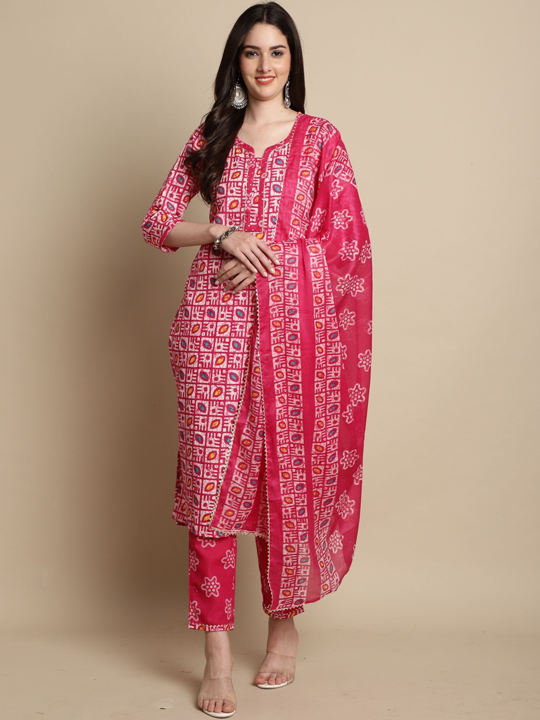 Rajnandini Geometric Printed Regular Straight Kurta with Trousers & Dupatta, Pink
Rajnandini Geometric Printed Regular Straight Kurta with Trousers & Dupatta, Pink