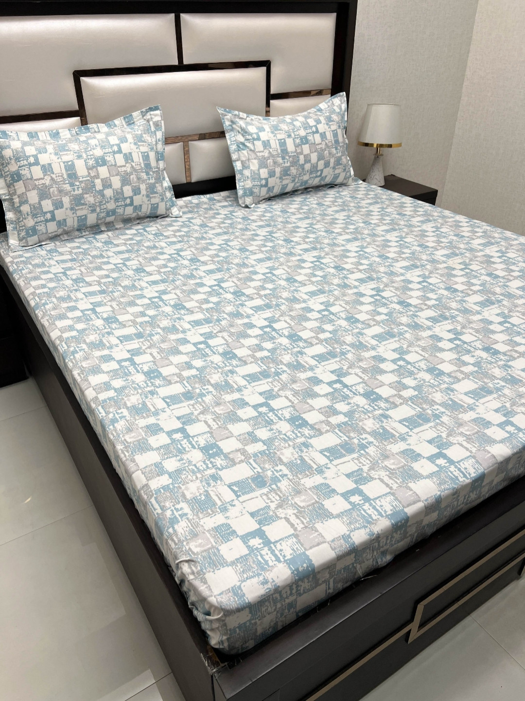 Pure Decor Royal Passion Green Abstract 40TC Pure Cotton Queen Bedsheet & 2 Pillow Covers
Pure Decor Royal Passion Green Abstract 40TC Pure Cotton Queen Bedsheet & 2 Pillow Covers