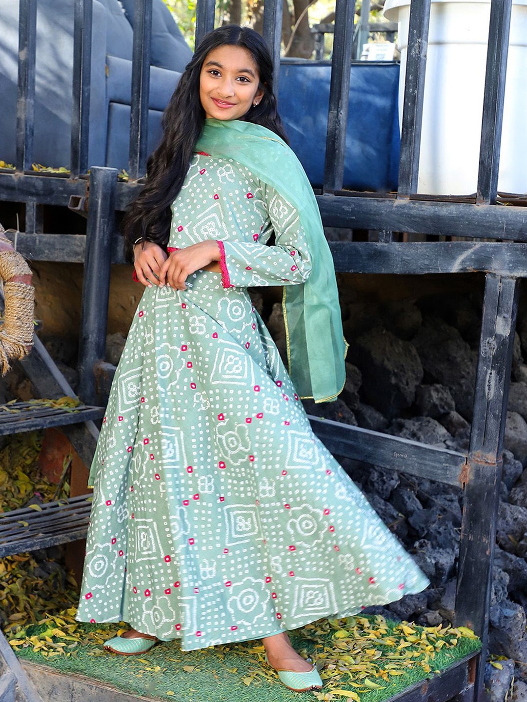 Aks Kids Girls Bandhani Printed Ready To Wear Lehenga & Blouse With Dupatta, Green
Aks Kids Girls Bandhani Printed Ready To Wear Lehenga & Blouse With Dupatta, Green