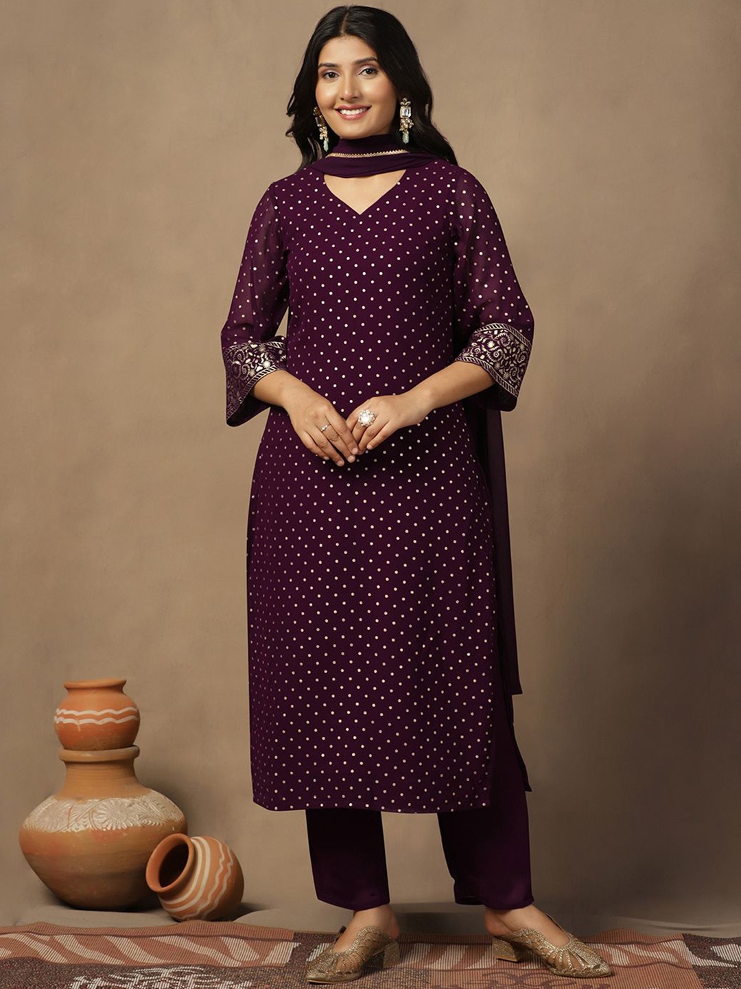 FASHION DREAM Geometric Printed Georgette Straight Kurta With Trouser & Dupatta, Maroon
FASHION DREAM Geometric Printed Georgette Straight Kurta With Trouser & Dupatta, Maroon