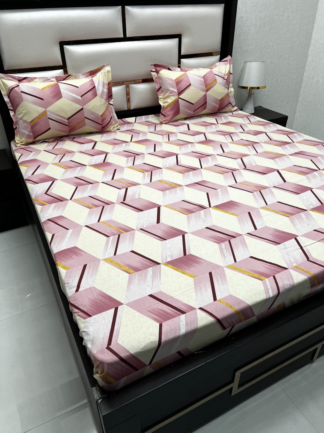 Pure Decor Passion Pink Geometric 260 TC Pure Cotton Queen Bedsheet With 2 Pillow Covers
Pure Decor Passion Pink Geometric 260 TC Pure Cotton Queen Bedsheet With 2 Pillow Covers