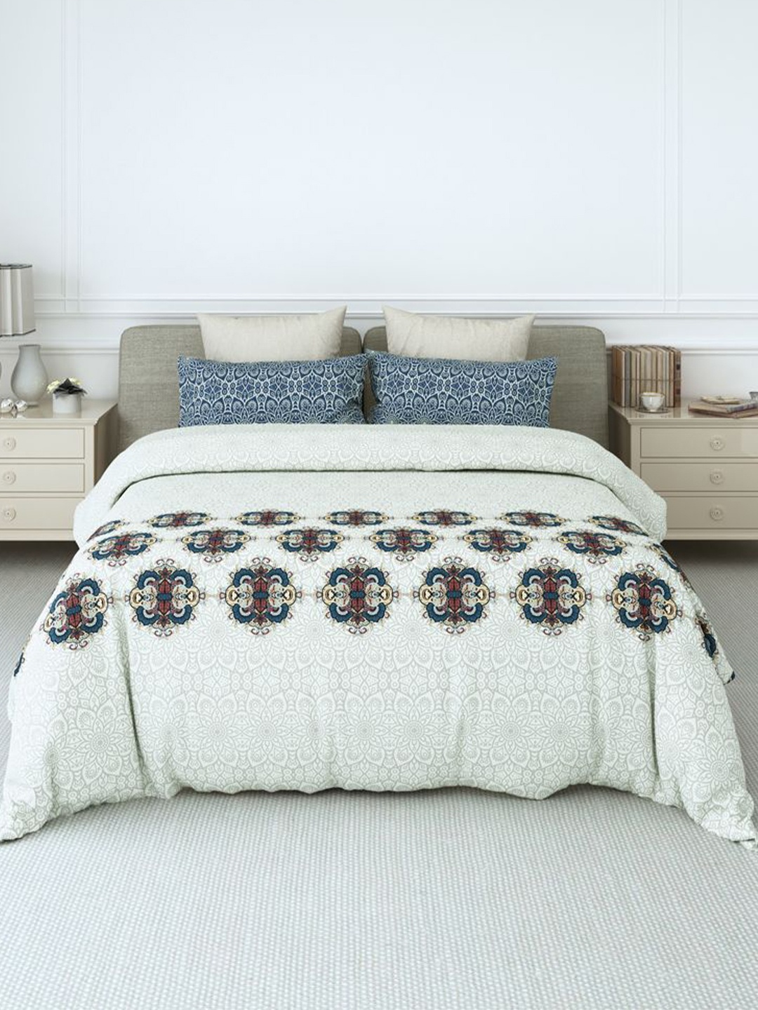 LABHAM Rangriti Green Ehnic Motifs 180 TC Pure Cotton King Bedsheet & 2 Pillow Covers
LABHAM Rangriti Green Ehnic Motifs 180 TC Pure Cotton King Bedsheet & 2 Pillow Covers
