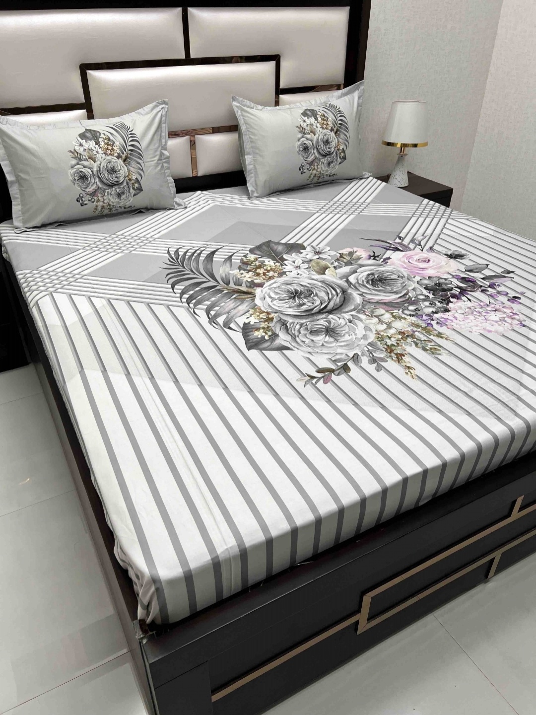 Pure Decor Majestic Grey Floral 500 TC Pure Cotton King Bedsheet With 2 Pillow Covers
Pure Decor Majestic Grey Floral 500 TC Pure Cotton King Bedsheet With 2 Pillow Covers