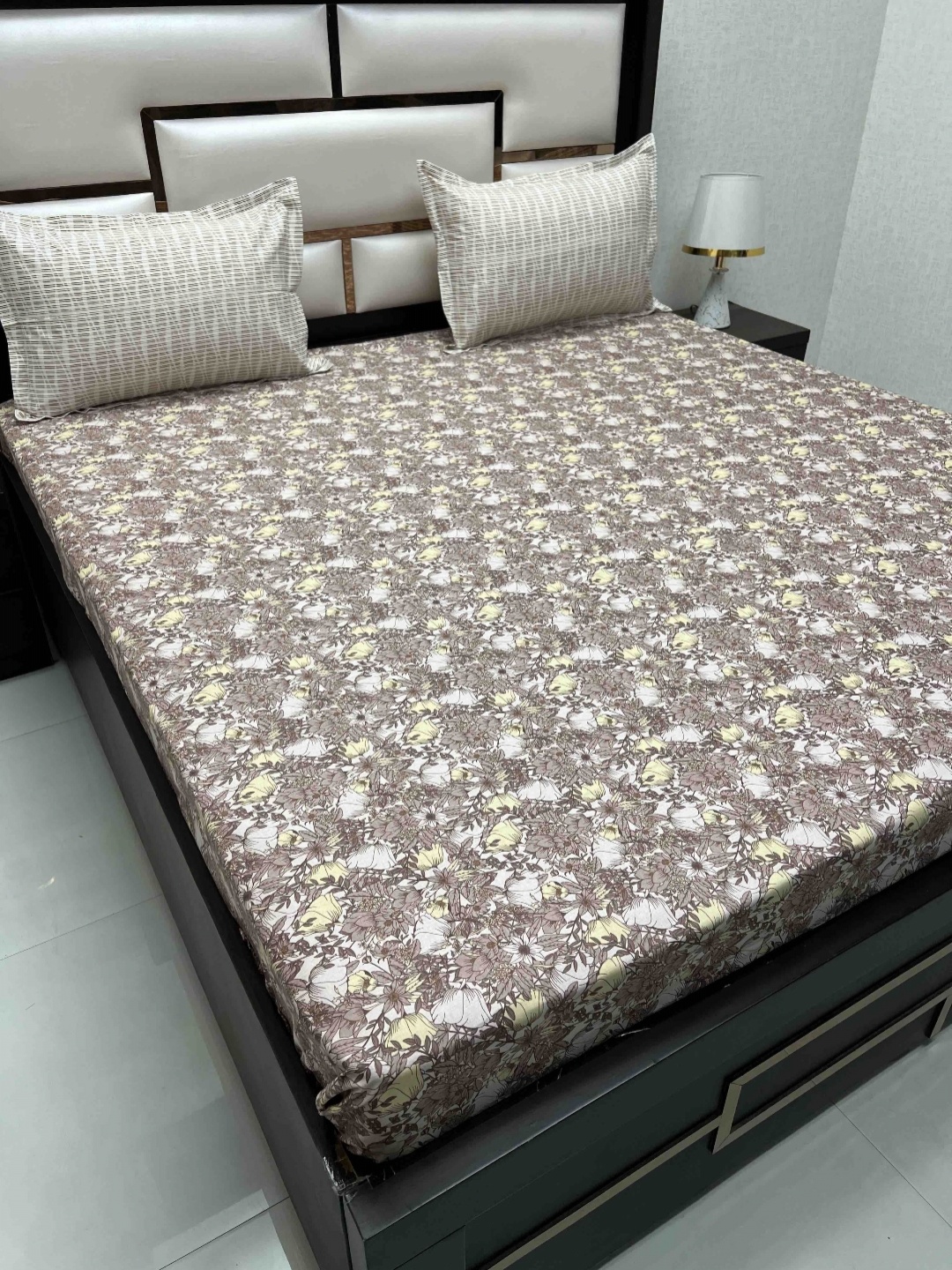 Pure Decor Cotton King Size Double Bed Bedsheet With 2 Pillow Covers 2.74m X 2.74m, Brown
Pure Decor Cotton King Size Double Bed Bedsheet With 2 Pillow Covers 2.74m X 2.74m, Brown