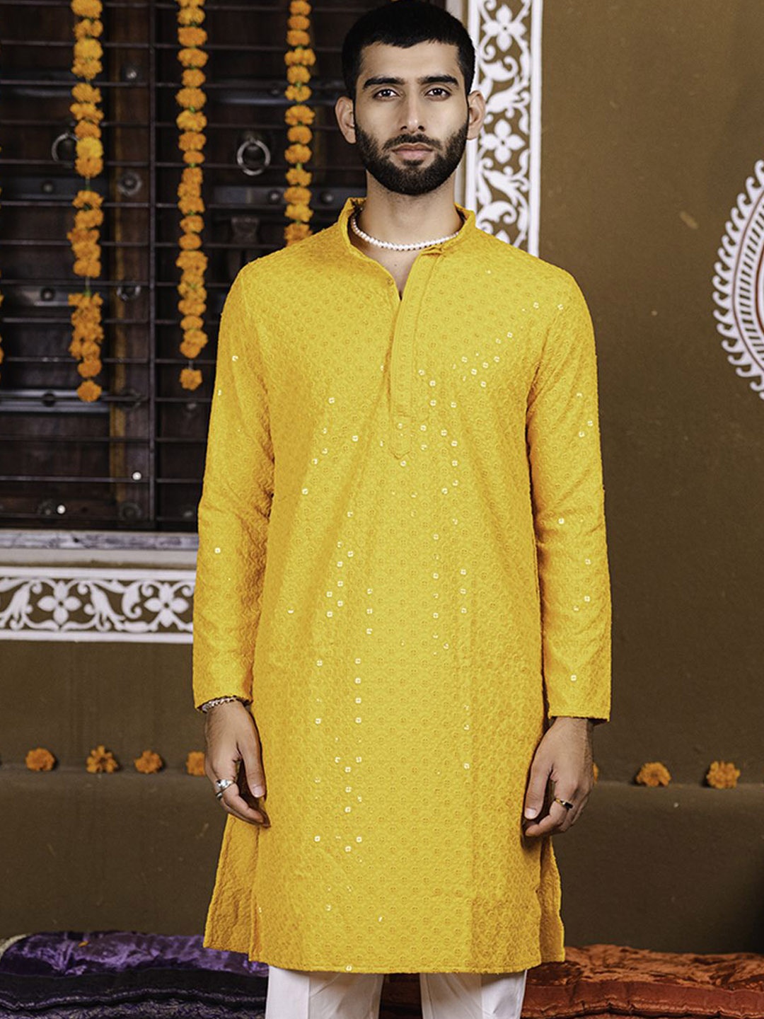 Tistabene Geometric Embroidered Sequinned Mandarin Collar Cotton Straight Kurta, Orange
Tistabene Geometric Embroidered Sequinned Mandarin Collar Cotton Straight Kurta, Orange
