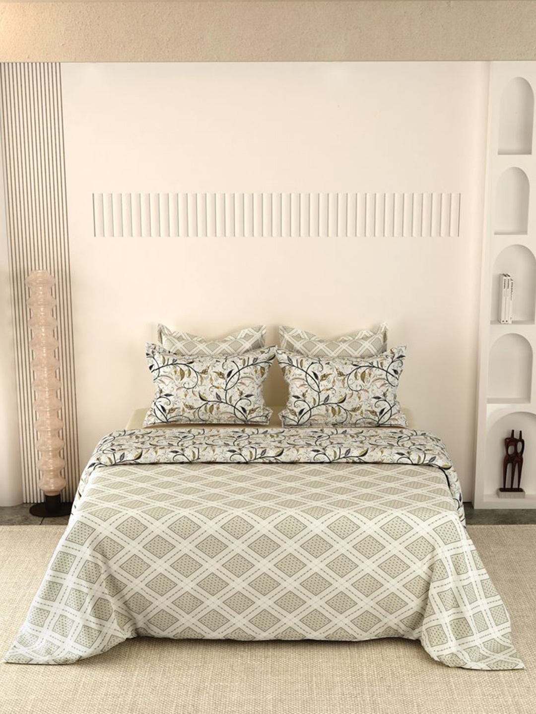 LABHAM Beige Geometric 210 TC Pure Cotton Reversible King Bedsheet & 2 Pillow Covers
LABHAM Beige Geometric 210 TC Pure Cotton Reversible King Bedsheet & 2 Pillow Covers
