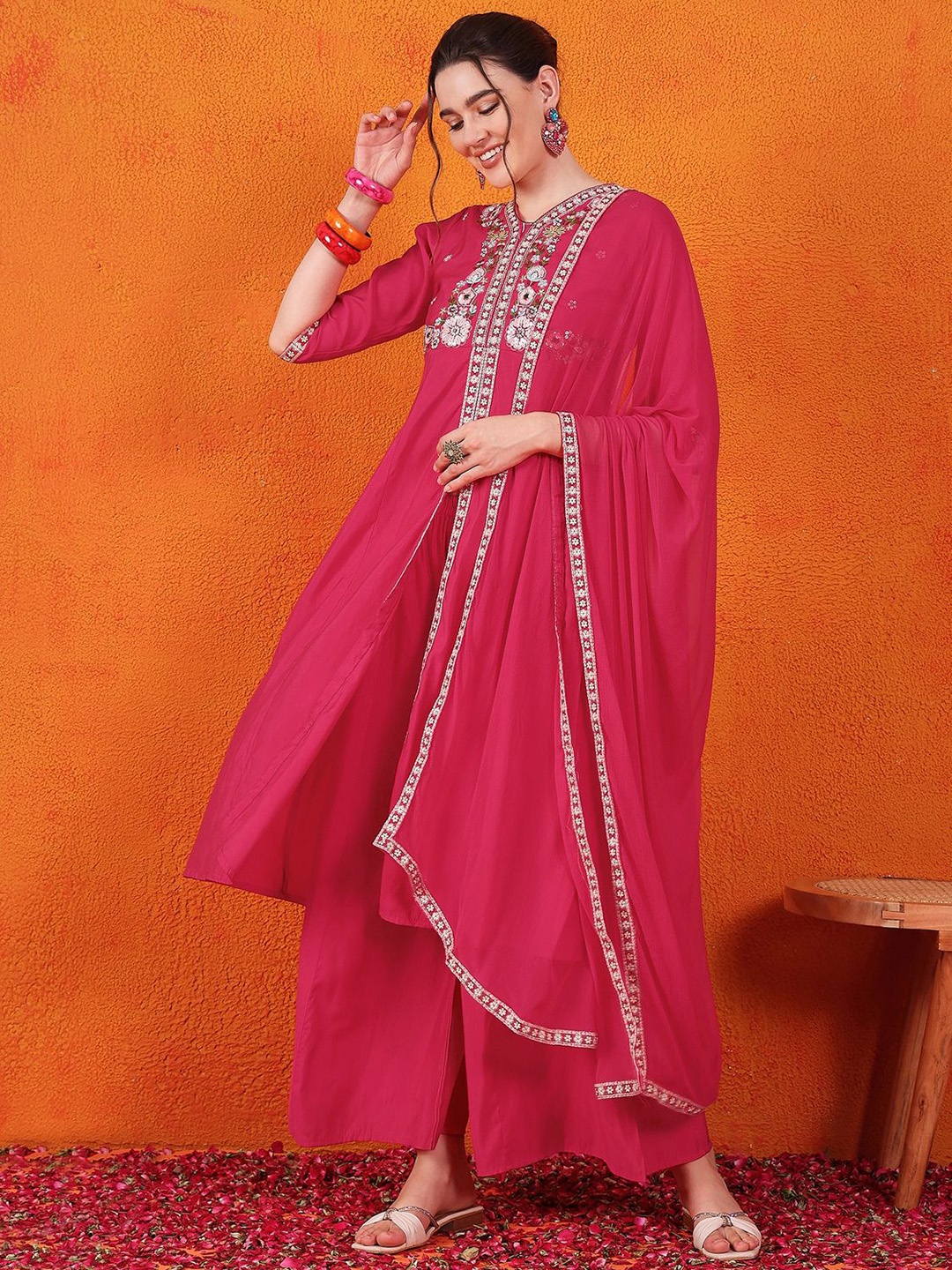 Ariya Prints Floral Embroidered Sequinned V- Neck Pure Silk Kurta with Palazzo & Dupatta, Pink
Ariya Prints Floral Embroidered Sequinned V- Neck Pure Silk Kurta with Palazzo & Dupatta, Pink