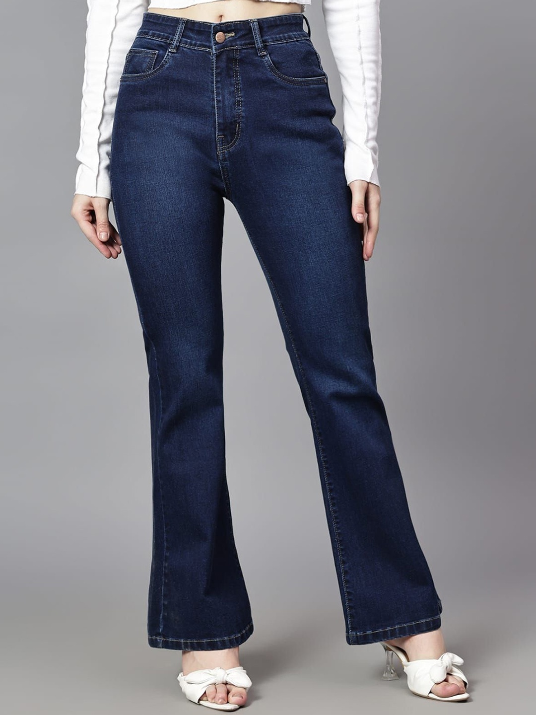 FASHIONFIBRE Women Bootcut High-Rise Mildly Distressed Light Fade Stretchable Jeans, Blue
FASHIONFIBRE Women Bootcut High-Rise Mildly Distressed Light Fade Stretchable Jeans, Blue