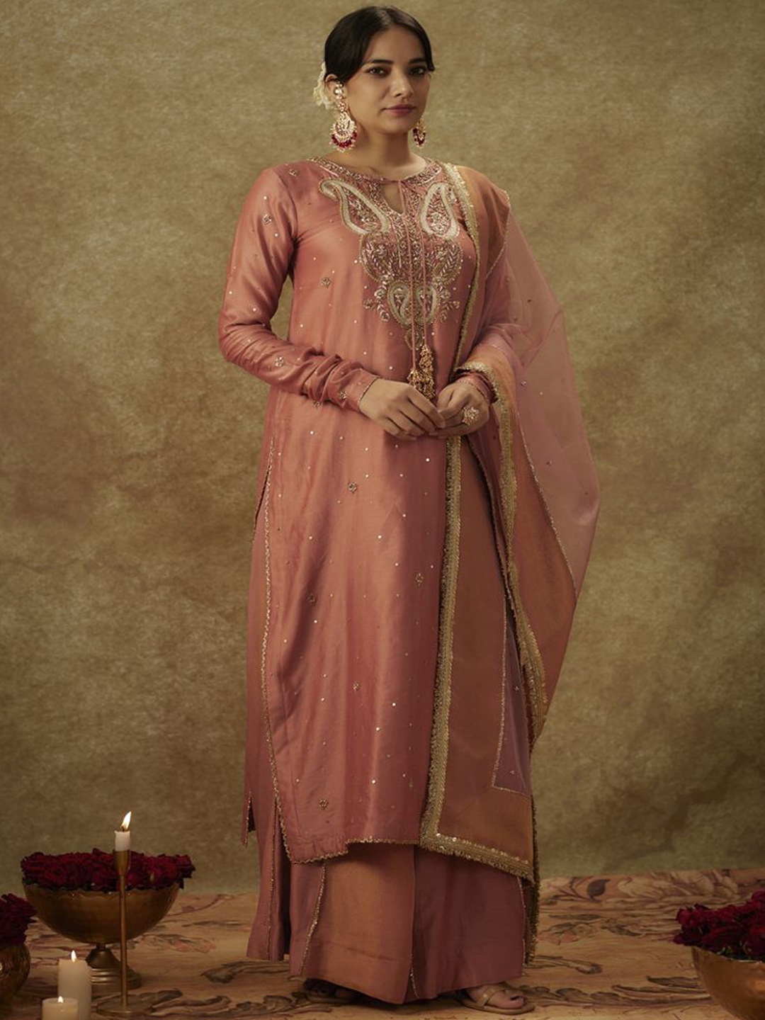 The Aarya Paisley Embroidered Regular Zari Chanderi Silk Kurta With Palazzos & Dupatta, Pink
The Aarya Paisley Embroidered Regular Zari Chanderi Silk Kurta With Palazzos & Dupatta, Pink