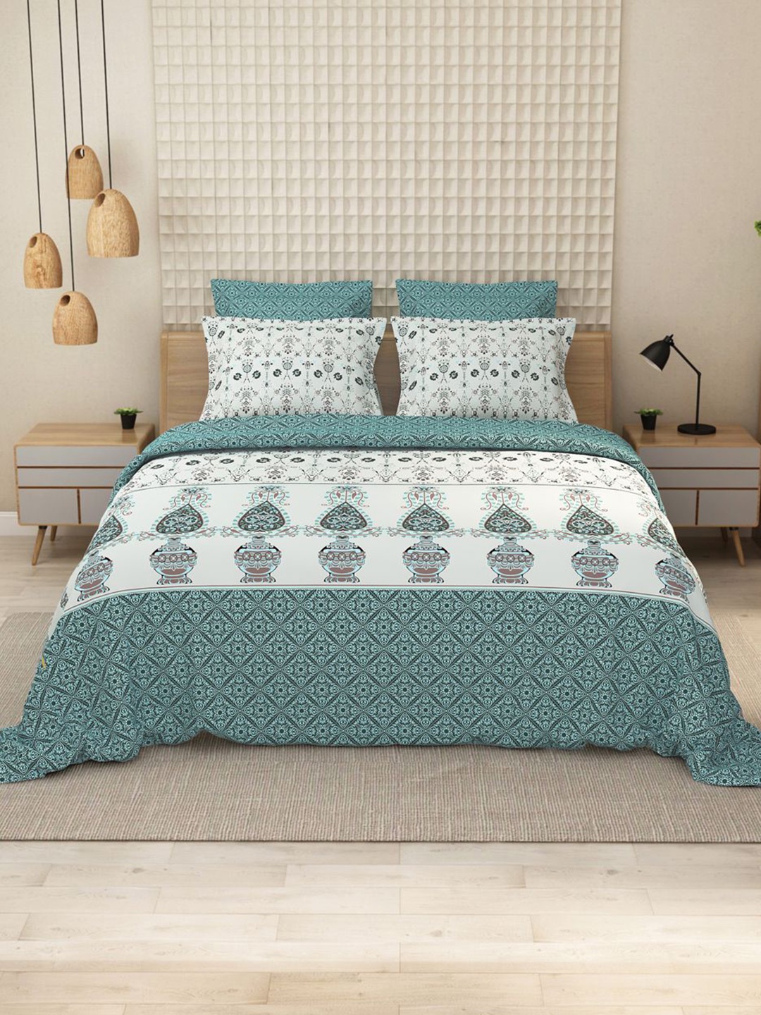 LABHAM Teal & White Ethnic Motifs Pure Cotton152 TC King Bedsheet with 2 Pillow Covers
LABHAM Teal & White Ethnic Motifs Pure Cotton152 TC King Bedsheet with 2 Pillow Covers