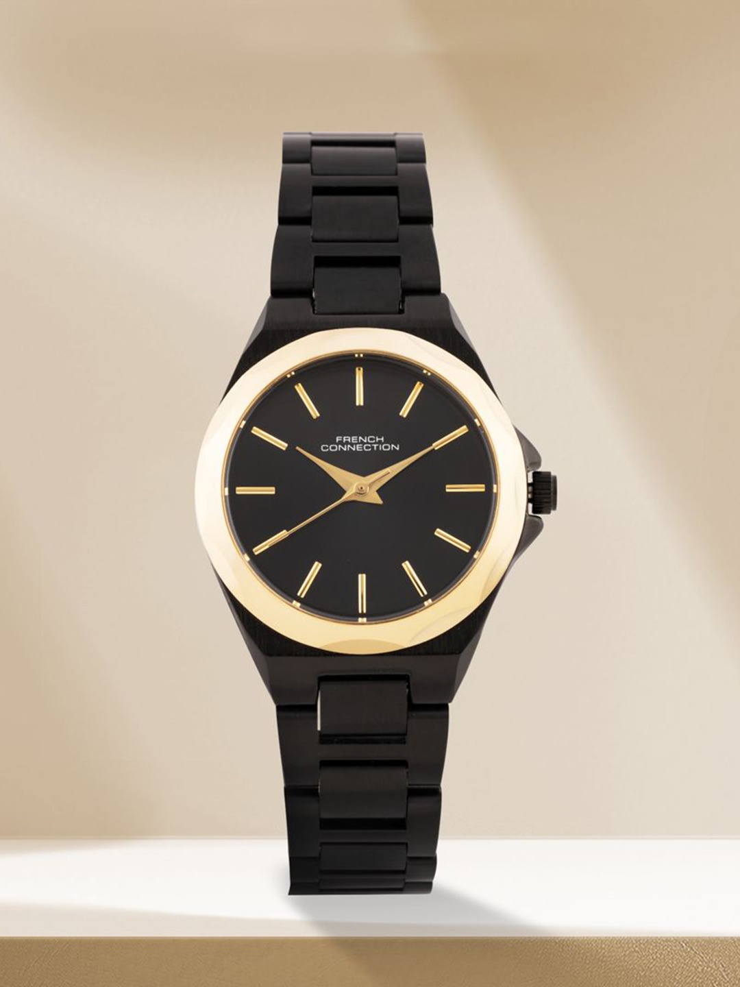 French Connection Women Dial & Stainless Steel Bracelet Style Straps Analogue Watch FCH11BM, Black
French Connection Women Dial & Stainless Steel Bracelet Style Straps Analogue Watch FCH11BM, Black
