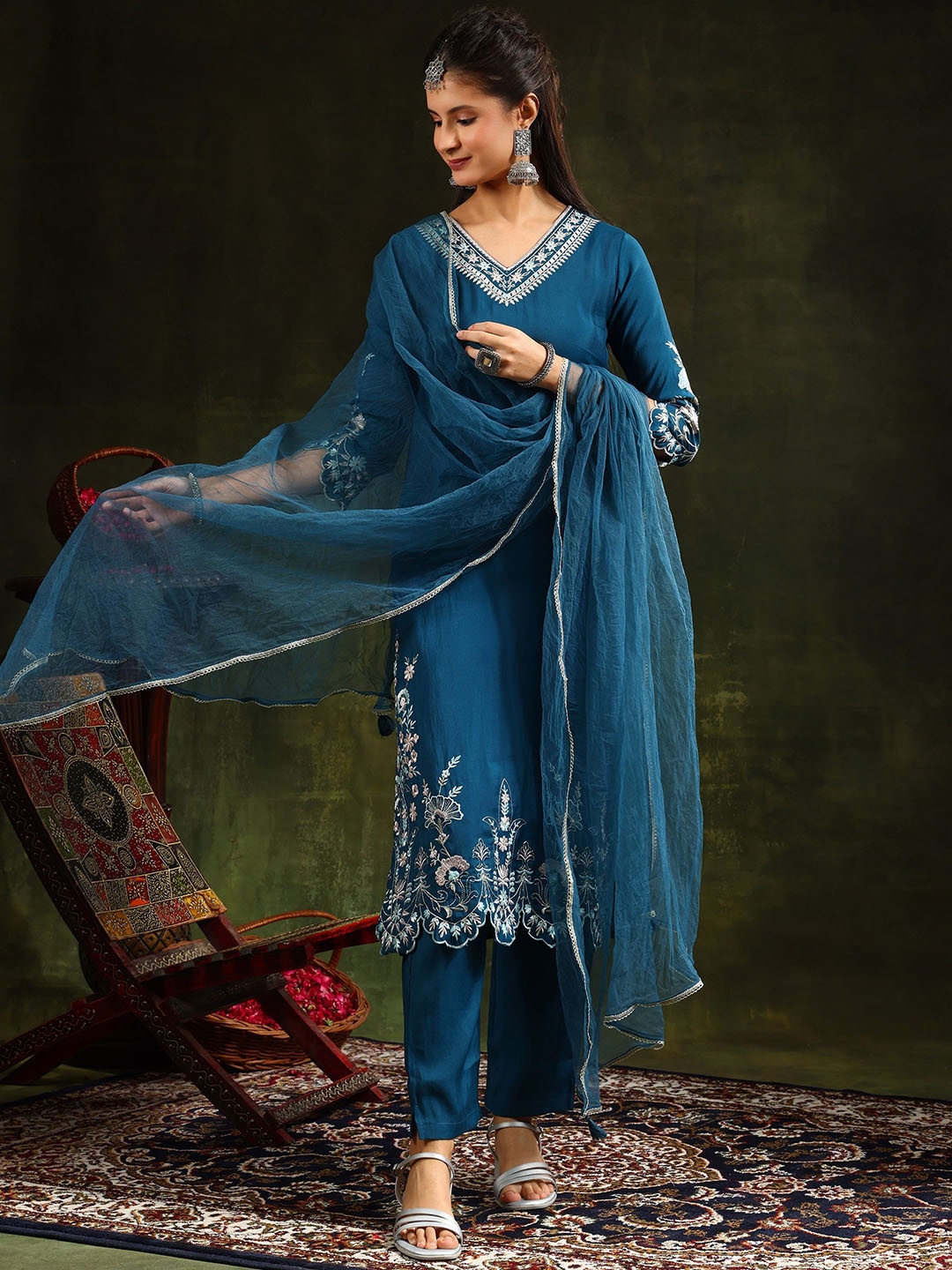 Berrylicious Floral Embroidered Thread Work Chanderi Cotton Kurta with Trousers & Dupatta, Blue
Berrylicious Floral Embroidered Thread Work Chanderi Cotton Kurta with Trousers & Dupatta, Blue