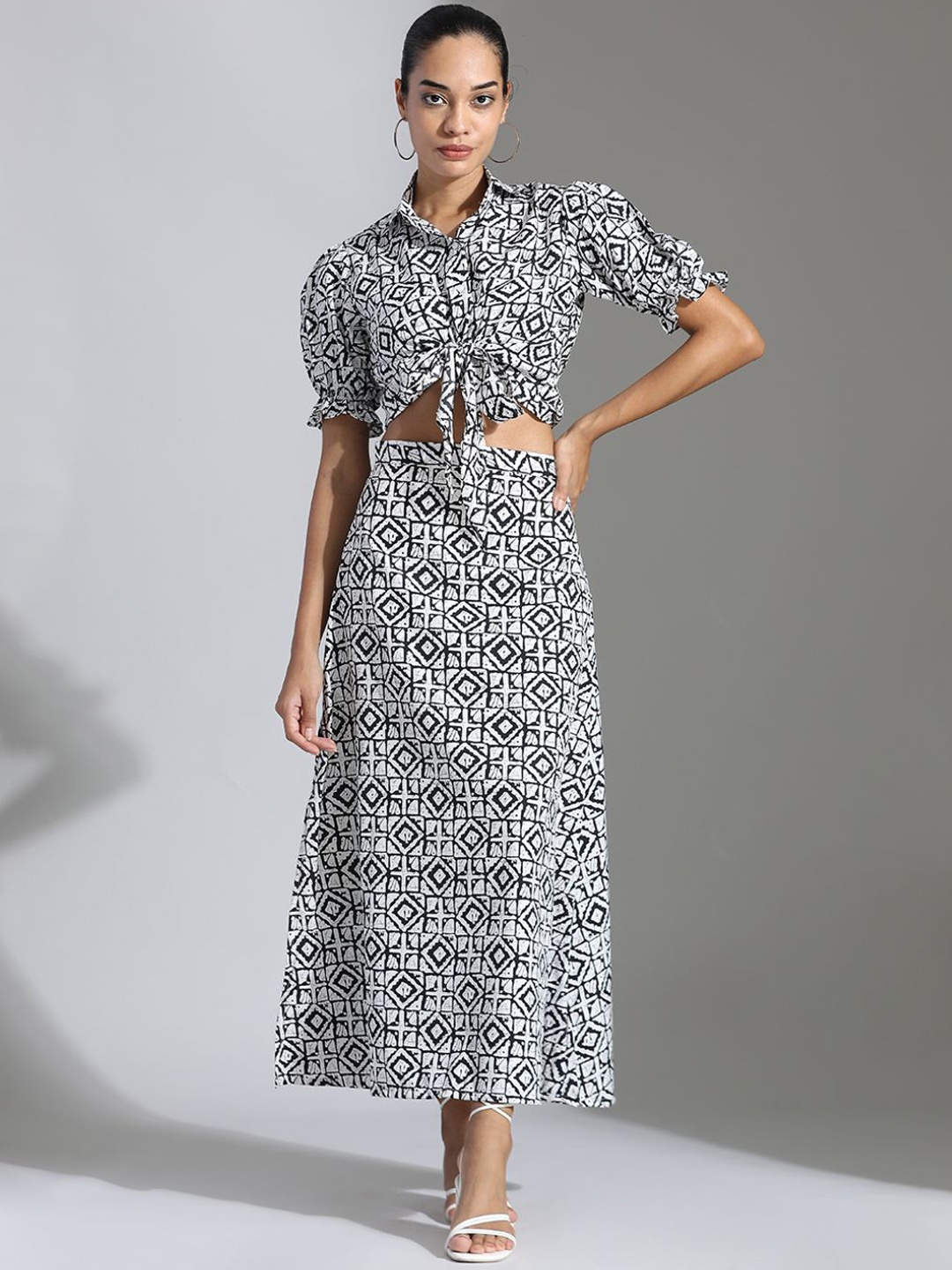 Jaipur Kurti Geometric Printed Shirt Collar Puffed Sleeves Crop Top With Skirt, White
Jaipur Kurti Geometric Printed Shirt Collar Puffed Sleeves Crop Top With Skirt, White