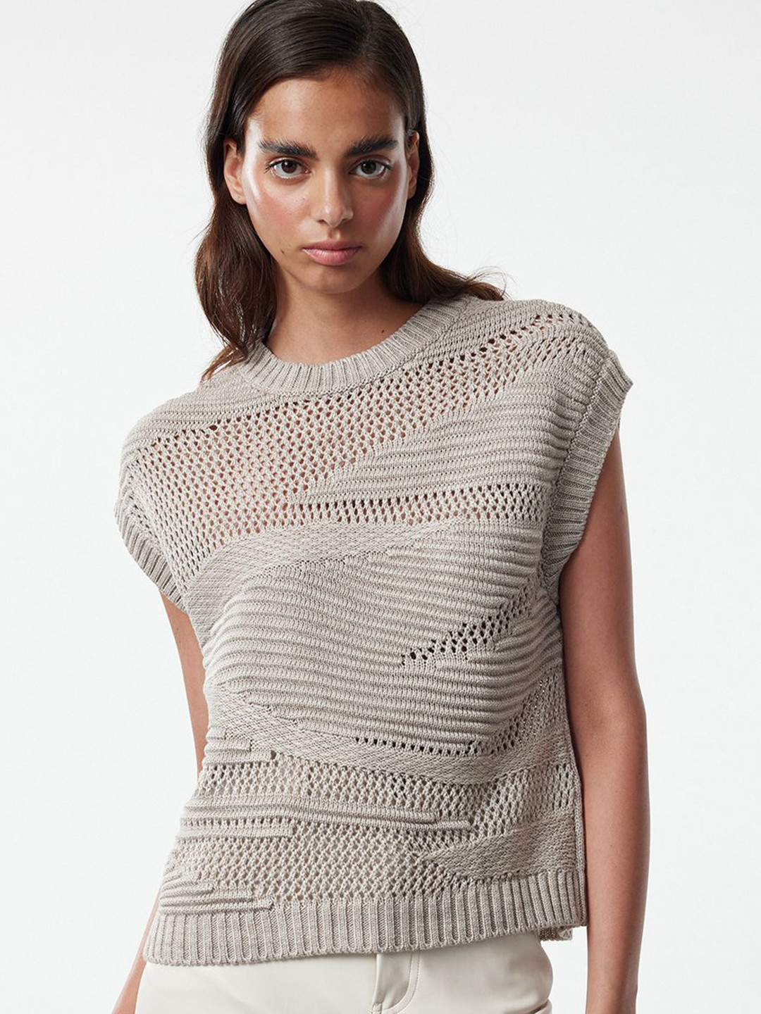 Trendyol Women Sweater Vest, White
Trendyol Women Sweater Vest, White