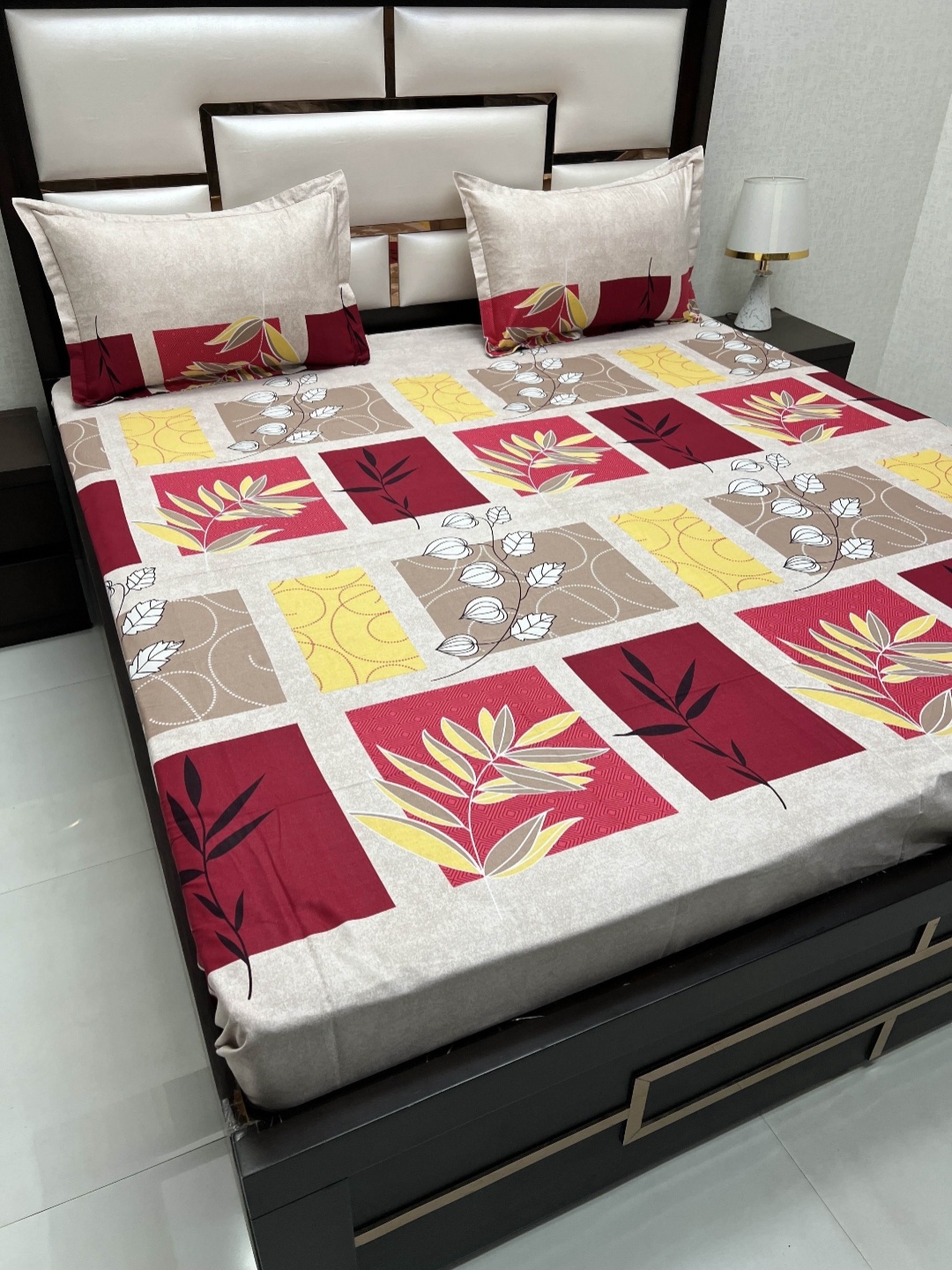 Pure Decor Passion Fur Brown 240 TC Floral Cotton Queen Bedsheet With 2 Pillow Covers
Pure Decor Passion Fur Brown 240 TC Floral Cotton Queen Bedsheet With 2 Pillow Covers