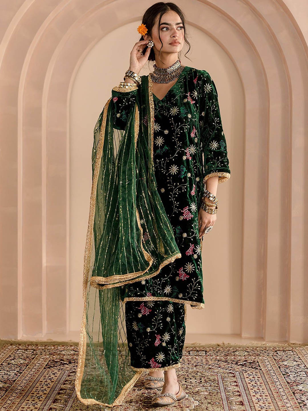 GulaboJaipur Floral Embroidered Regular Velvet Straight Kurta with Palazzos & Dupatta, Green
GulaboJaipur Floral Embroidered Regular Velvet Straight Kurta with Palazzos & Dupatta, Green