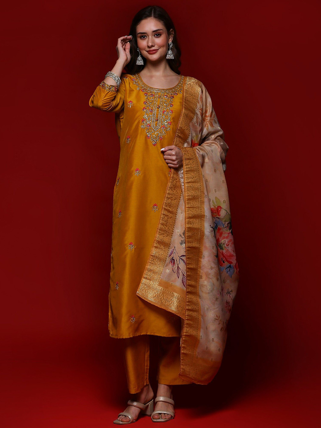 Peachmode Floral Embroidered Round Neck Sequinned Straight Kurta With Trousers & Dupatta, Mustard
Peachmode Floral Embroidered Round Neck Sequinned Straight Kurta With Trousers & Dupatta, Mustard