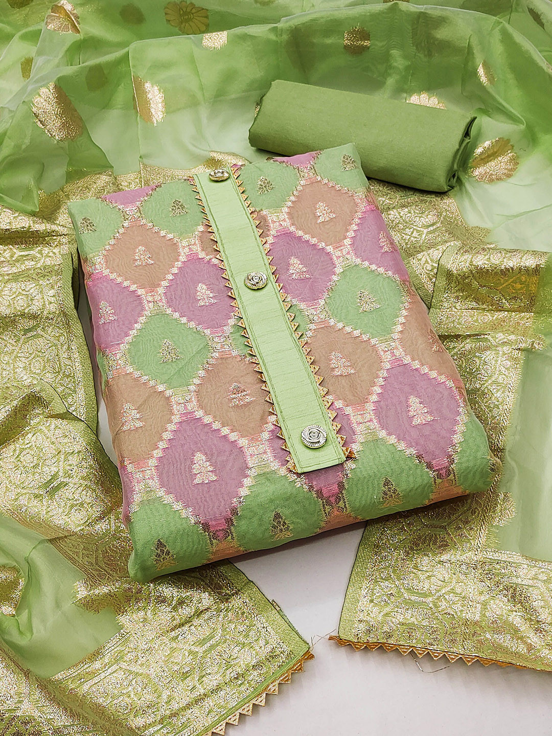 Ishin Floral Woven Design Organza Unstitched Dress Material, Green
Ishin Floral Woven Design Organza Unstitched Dress Material, Green