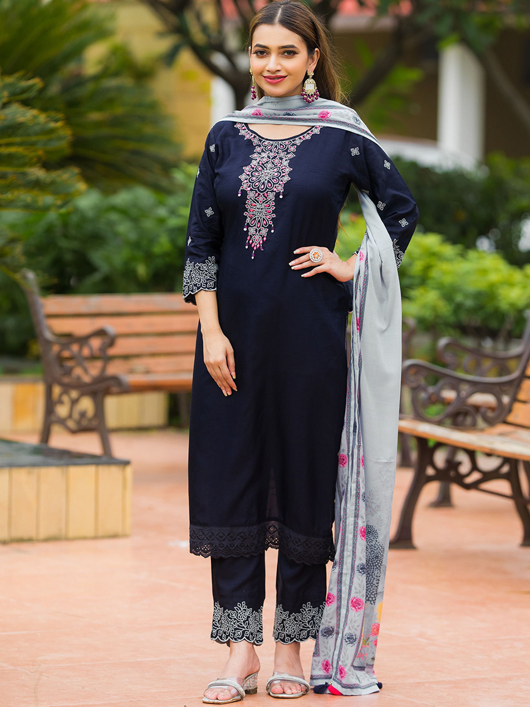 MITTOO Women Ethnic Motifs Embroidered Regular Thread Work Pure Silk Kurta with Trousers & With Dupatta, Navy blue
MITTOO Women Ethnic Motifs Embroidered Regular Thread Work Pure Silk Kurta with Trousers & With Dupatta, Navy blue
