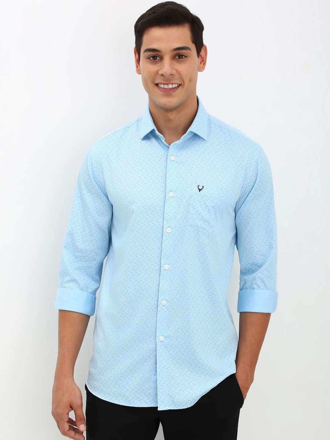 Allen Solly Men Spread Collar Micro Ditsy Printed Cotton Slim Fit Casual Shirt, Blue
Allen Solly Men Spread Collar Micro Ditsy Printed Cotton Slim Fit Casual Shirt, Blue