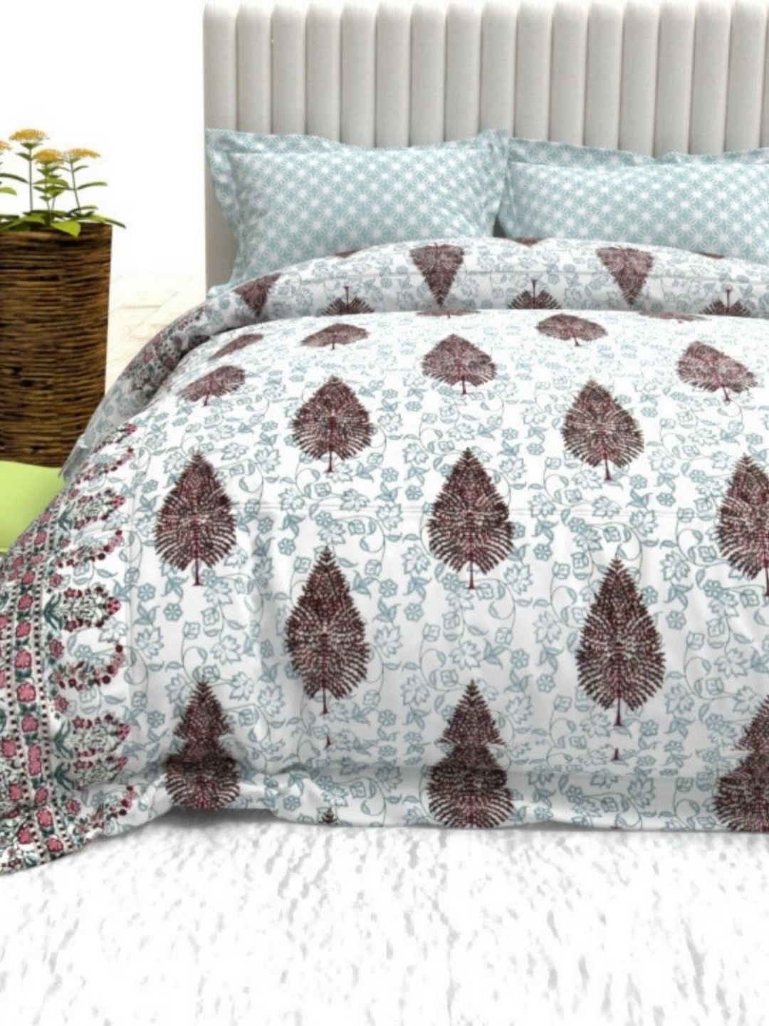 THE WHITE MOSS Maroon & Blue Ethnic Motifs 140 TC Queen Bedsheet with 2 Pillow Covers
THE WHITE MOSS Maroon & Blue Ethnic Motifs 140 TC Queen Bedsheet with 2 Pillow Covers