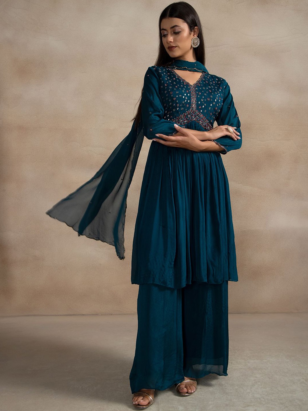 Rang by Indya Women Ethnic Motifs Embroidered Empire Beads and Stones Kurta with Sharara & With Dupatta, Green
Rang by Indya Women Ethnic Motifs Embroidered Empire Beads and Stones Kurta with Sharara & With Dupatta, Green