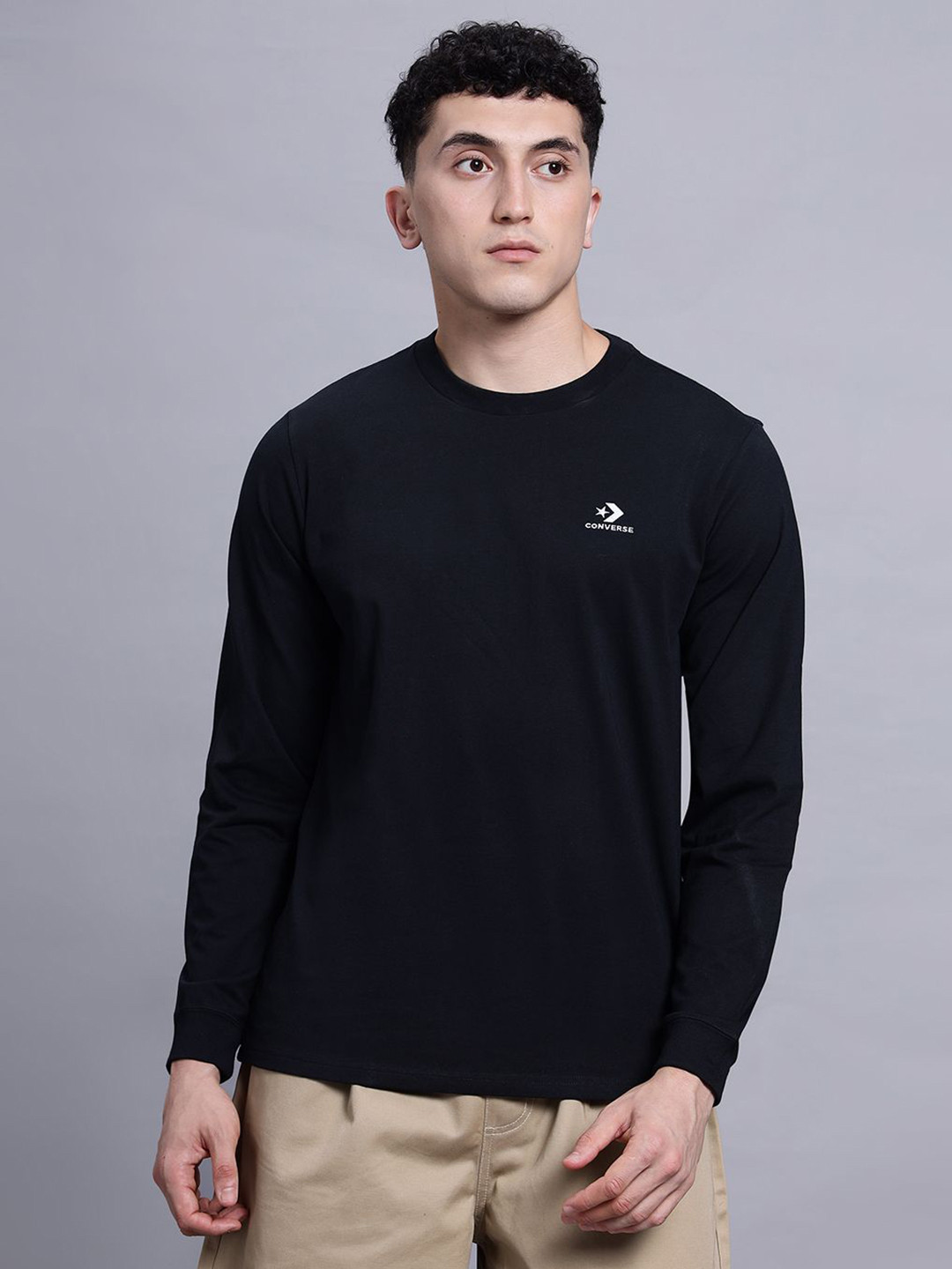 Converse Unisex Go-To Embroidered Star Chevron Standard-Fit T-Shirt, Black 
Converse Unisex Go-To Embroidered Star Chevron Standard-Fit T-Shirt, Black