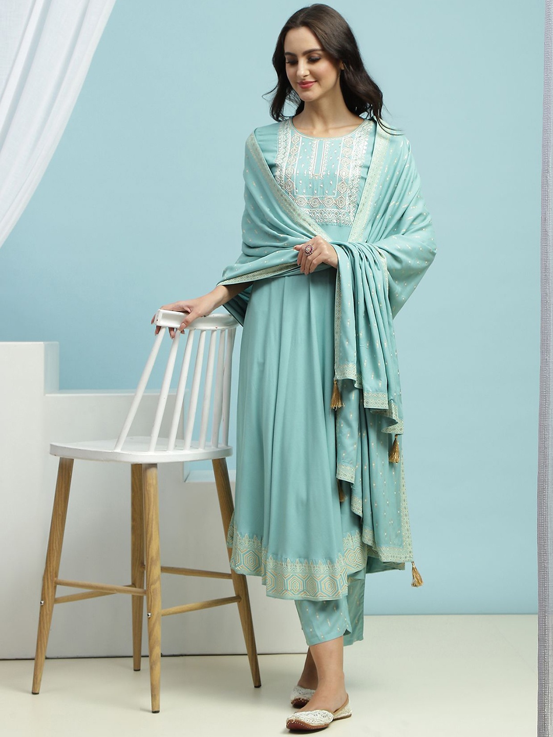 Khushal K Women Ethnic Motifs Embroidered Regular Kurta with Trousers & With Dupatta, Blue
Khushal K Women Ethnic Motifs Embroidered Regular Kurta with Trousers & With Dupatta, Blue