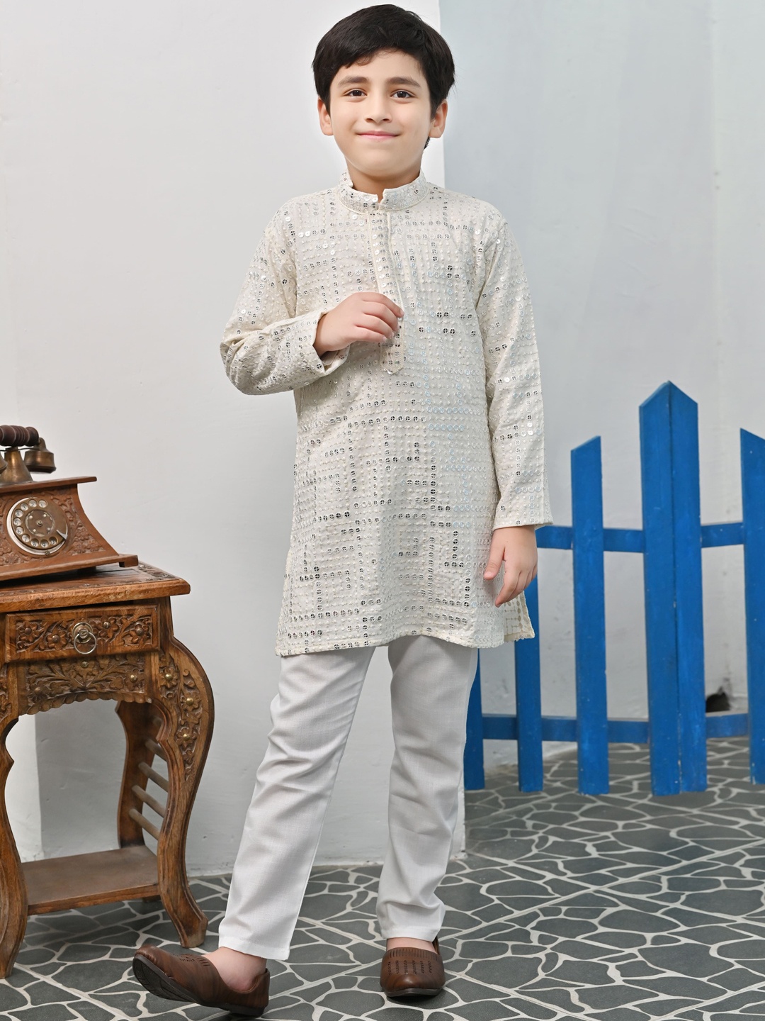 BT DEZINES Boys Ethnic Motifs Embroidered Mirror Work Straight Kurta With Pyjamas, White
BT DEZINES Boys Ethnic Motifs Embroidered Mirror Work Straight Kurta With Pyjamas, White