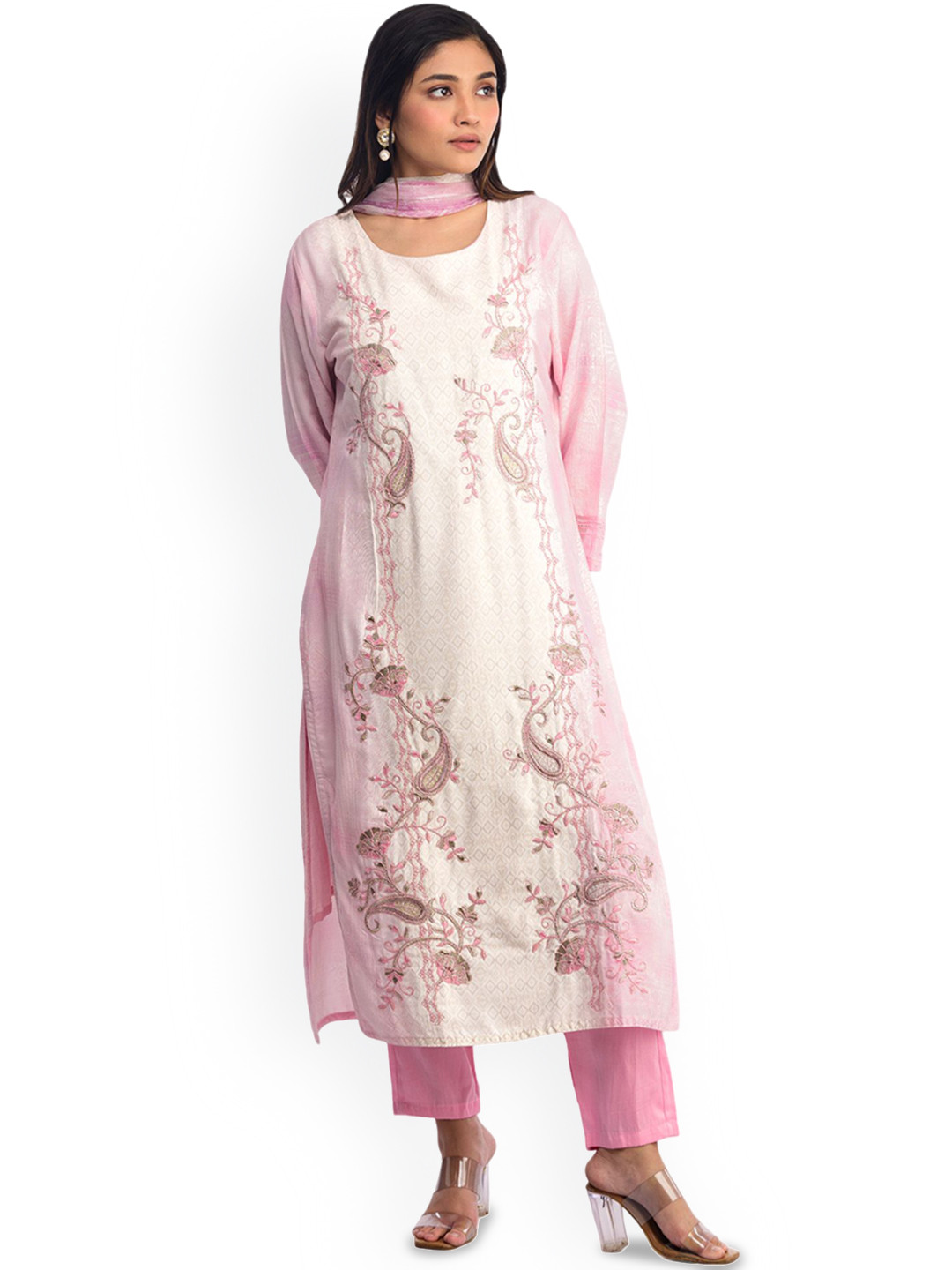 ISHKIYA Paisley Embroidered Cotton Silk Straight Kurta with Trousers & Dupatta, Off white
ISHKIYA Paisley Embroidered Cotton Silk Straight Kurta with Trousers & Dupatta, Off white
