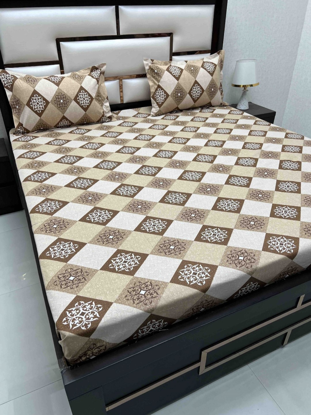 Pure Decor Brown & White Printed 240 TC Pure Cotton Queen Bedsheet with 2 Pillow Covers
Pure Decor Brown & White Printed 240 TC Pure Cotton Queen Bedsheet with 2 Pillow Covers