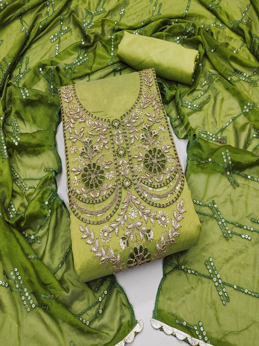 ASISA Ethnic Motifs Embroidered Beads and Stones Organza Unstitched Dress Material, Green
ASISA Ethnic Motifs Embroidered Beads and Stones Organza Unstitched Dress Material, Green