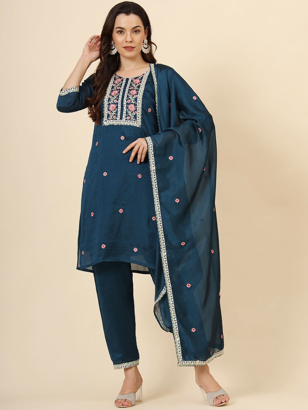 Ekasya Ethnic Motifs Embroidered Thread Work Poly Silk Straight Kurta Trousers & Dupatta, Teal
Ekasya Ethnic Motifs Embroidered Thread Work Poly Silk Straight Kurta Trousers & Dupatta, Teal