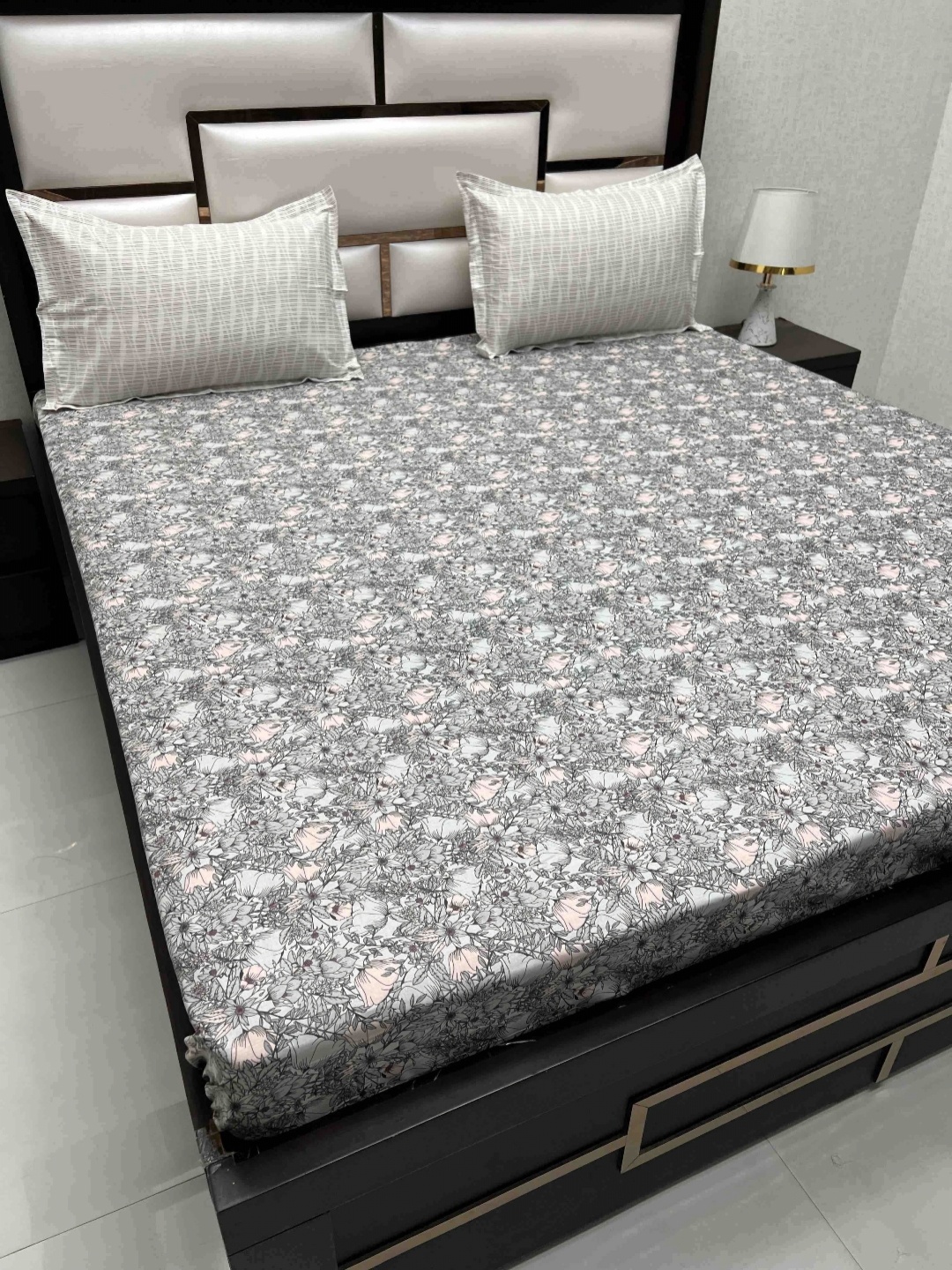 Pure Decor Cotton King Size Double Bed Bedsheet With 2 Pillow Covers 2.74m X 2.74m, Grey
Pure Decor Cotton King Size Double Bed Bedsheet With 2 Pillow Covers 2.74m X 2.74m, Grey