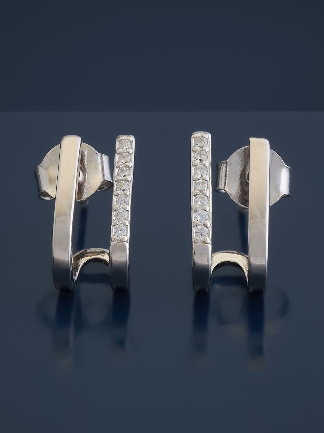 Kushal's Fashion Jewellery 92.5 Pure Silver Rhodium-Plated Cubic Zirconia Drop Earrings
Kushal's Fashion Jewellery 92.5 Pure Silver Rhodium-Plated Cubic Zirconia Drop Earrings