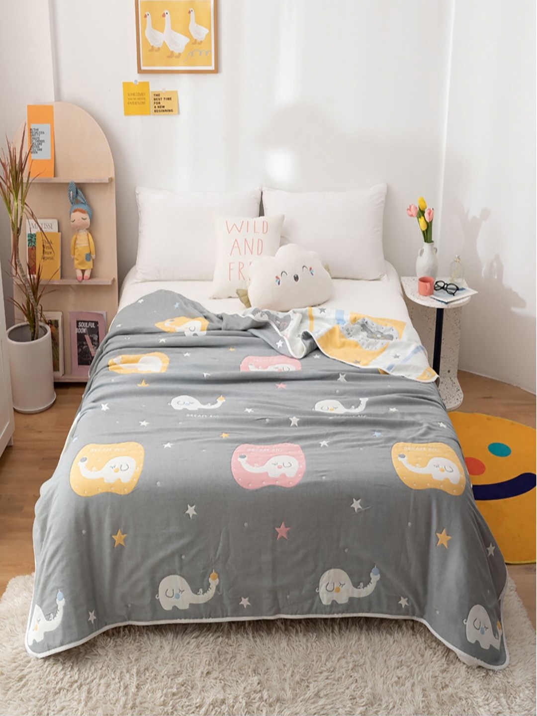 JC HOME Grey Cartoon Characters Printed Pure Cotton AC Room 400 GSM Double Bed Quilt
JC HOME Grey Cartoon Characters Printed Pure Cotton AC Room 400 GSM Double Bed Quilt