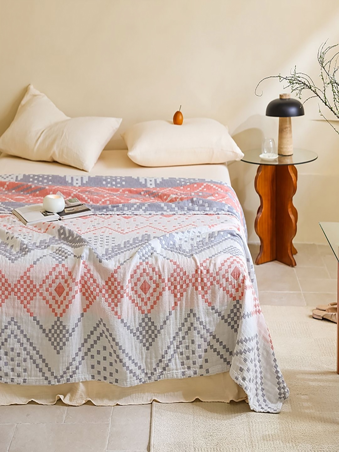 JC HOME Grey & Pink Geometric Printed AC Room 300 GSM Cotton Single Bed Quilt
JC HOME Grey & Pink Geometric Printed AC Room 300 GSM Cotton Single Bed Quilt